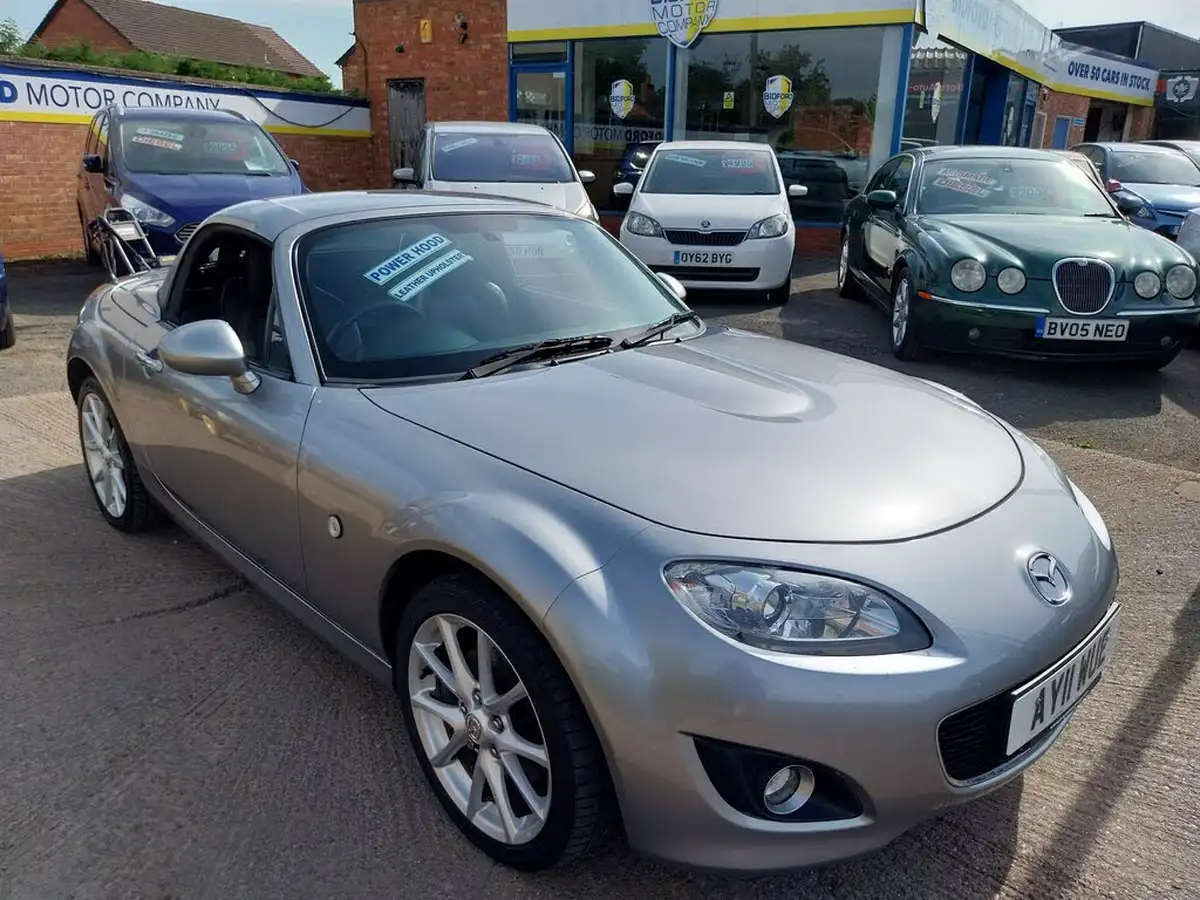 2011-mazda-mx-5-20-roadster-miyako-big-20