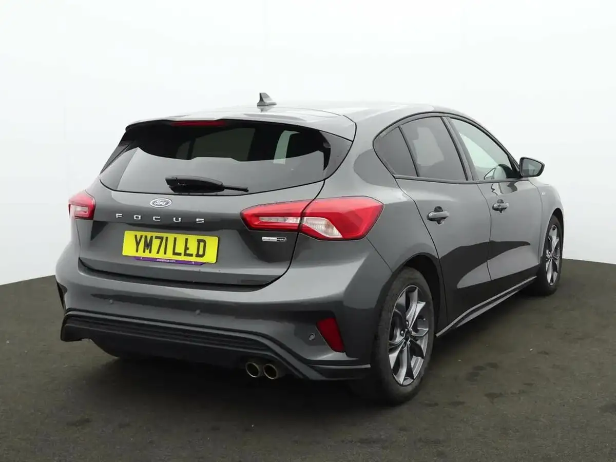 2021-ford-focus-10t-st-line-edition-125ps-hatchback-big-4