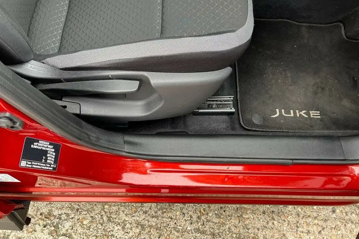 2020-nissan-juke-10-dig-t-n-connecta-117ps-dct-big-37