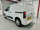 2022-vauxhall-combo-15cdti-sportive-2000-100pseu6d-small-3