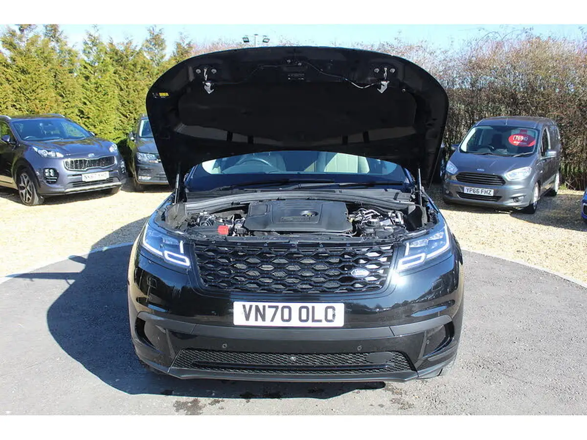 2021-land-rover-range-rover-velar-20-d200-s-big-40