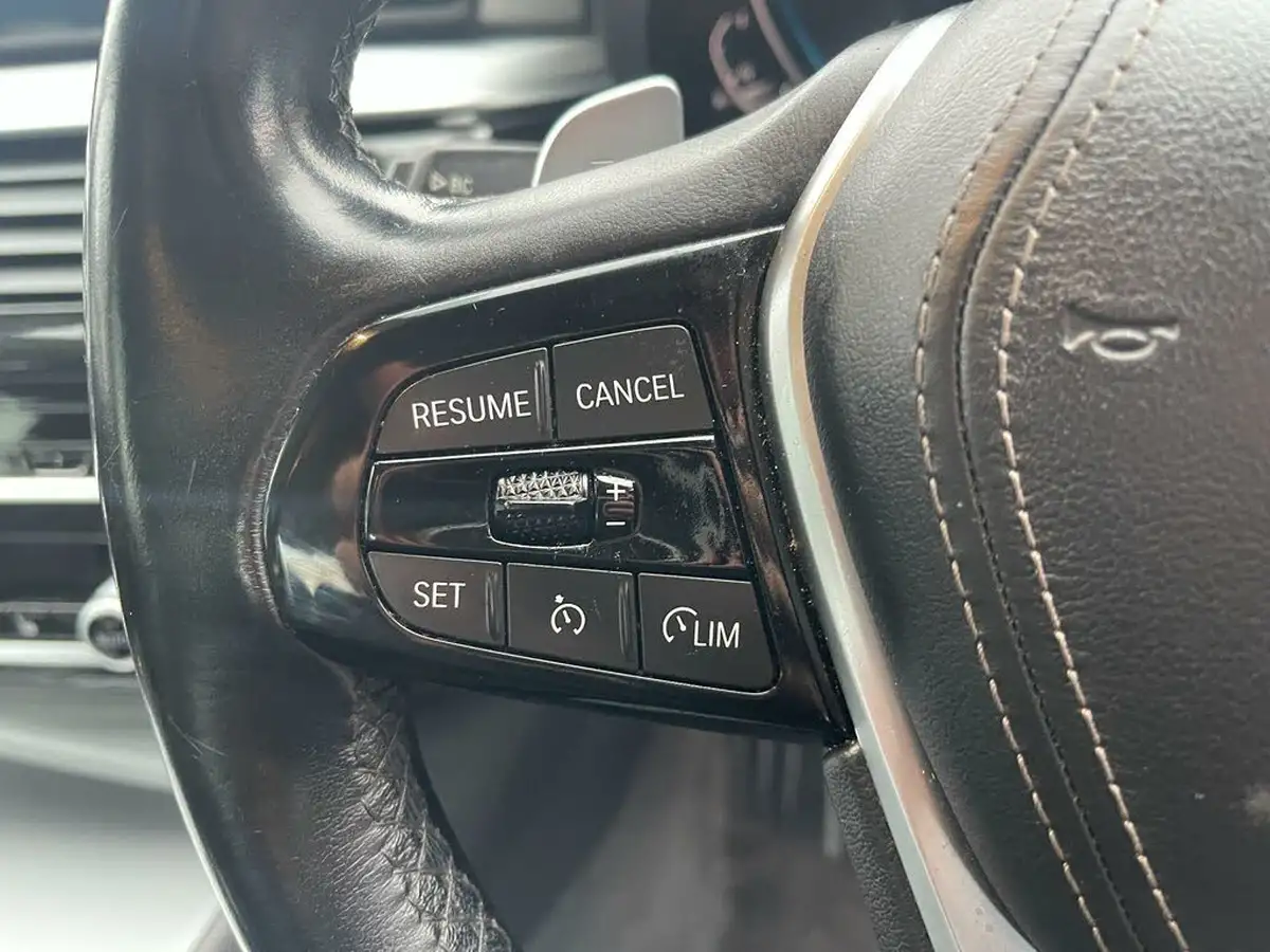 2020-bmw-5-series-20-530e-xdrive-se-292bhp-mht-saloon-4d-big-16