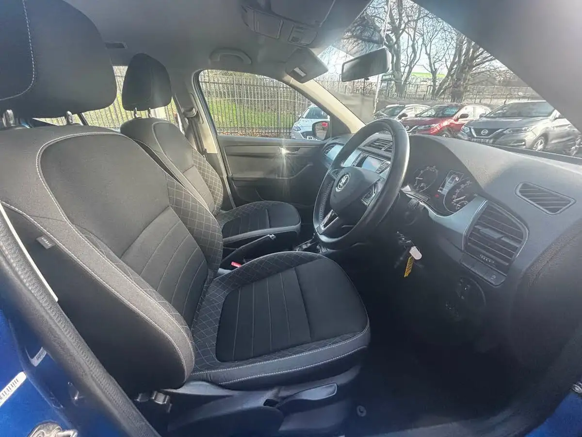 2019-skoda-fabia-10-tsi-se-109ps-hatchback-dsg-big-17