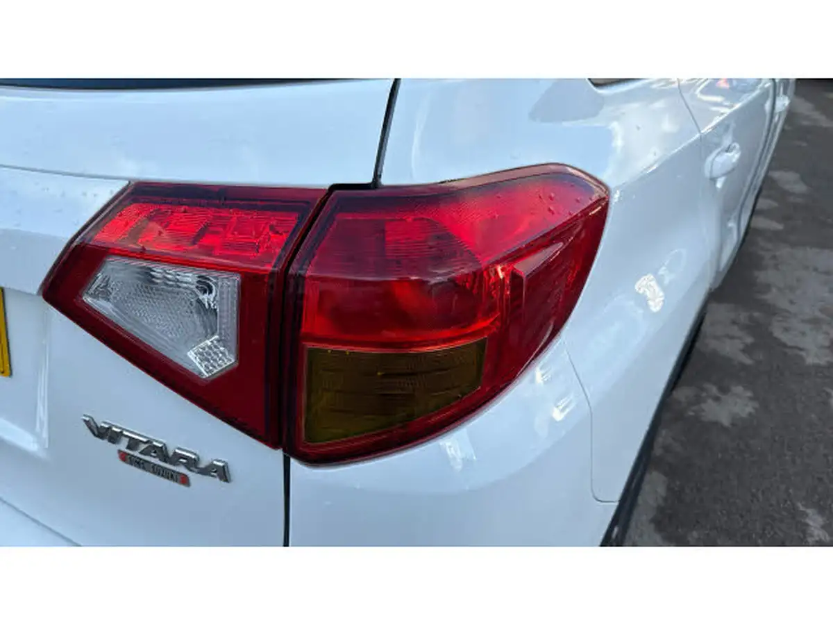 2015-suzuki-vitara-16-sz-t-big-36