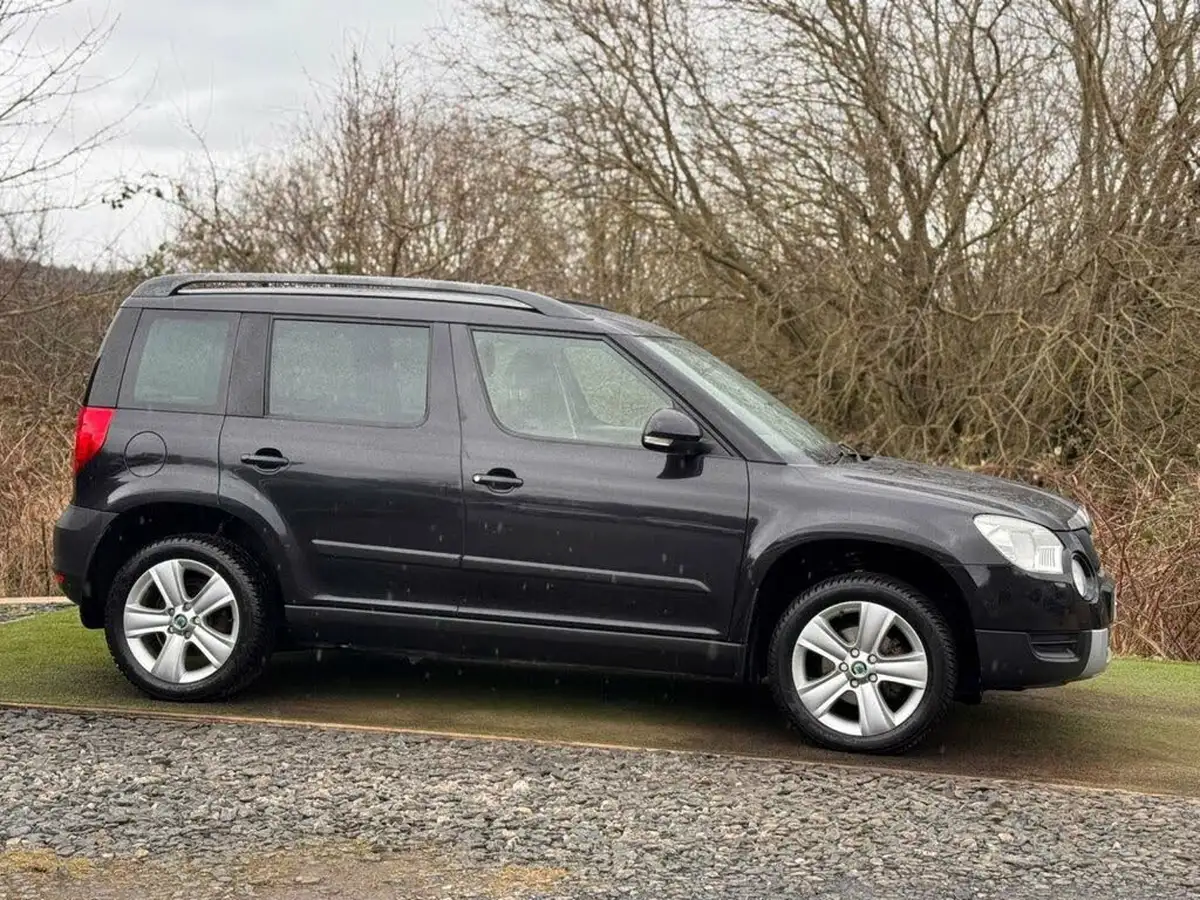 2012-skoda-yeti-20td-se-plus-140bhp-4x4-big-5