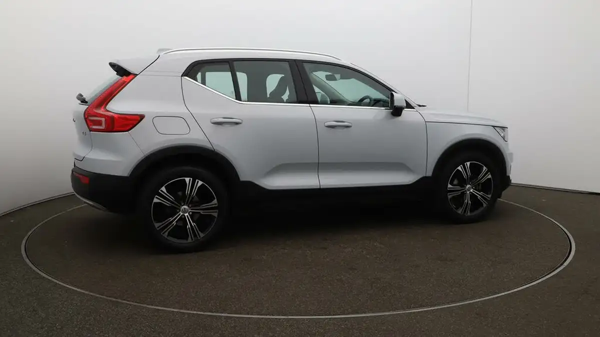 2021-volvo-xc40-15-t3-inscription-pro-161bhp-auto-big-48