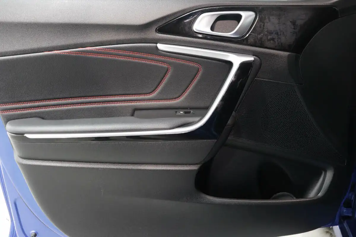 2022-kia-pro-ceed-16-t-gdi-gt-big-38