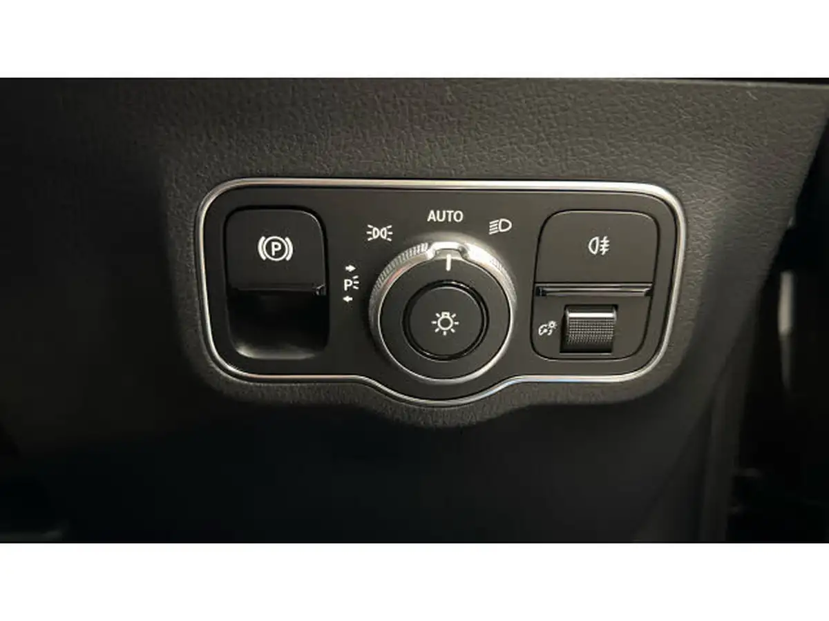 2022-mercedes-benz-eqa-e-eqa-250-amg-line-big-26