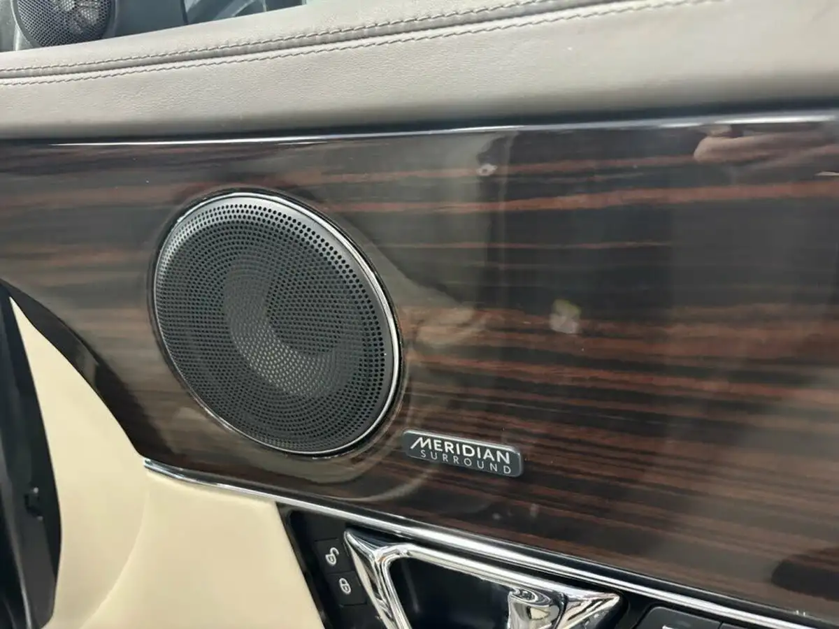 2015-jaguar-xj-series-30td-xj-portfolio-swb-auto-big-22