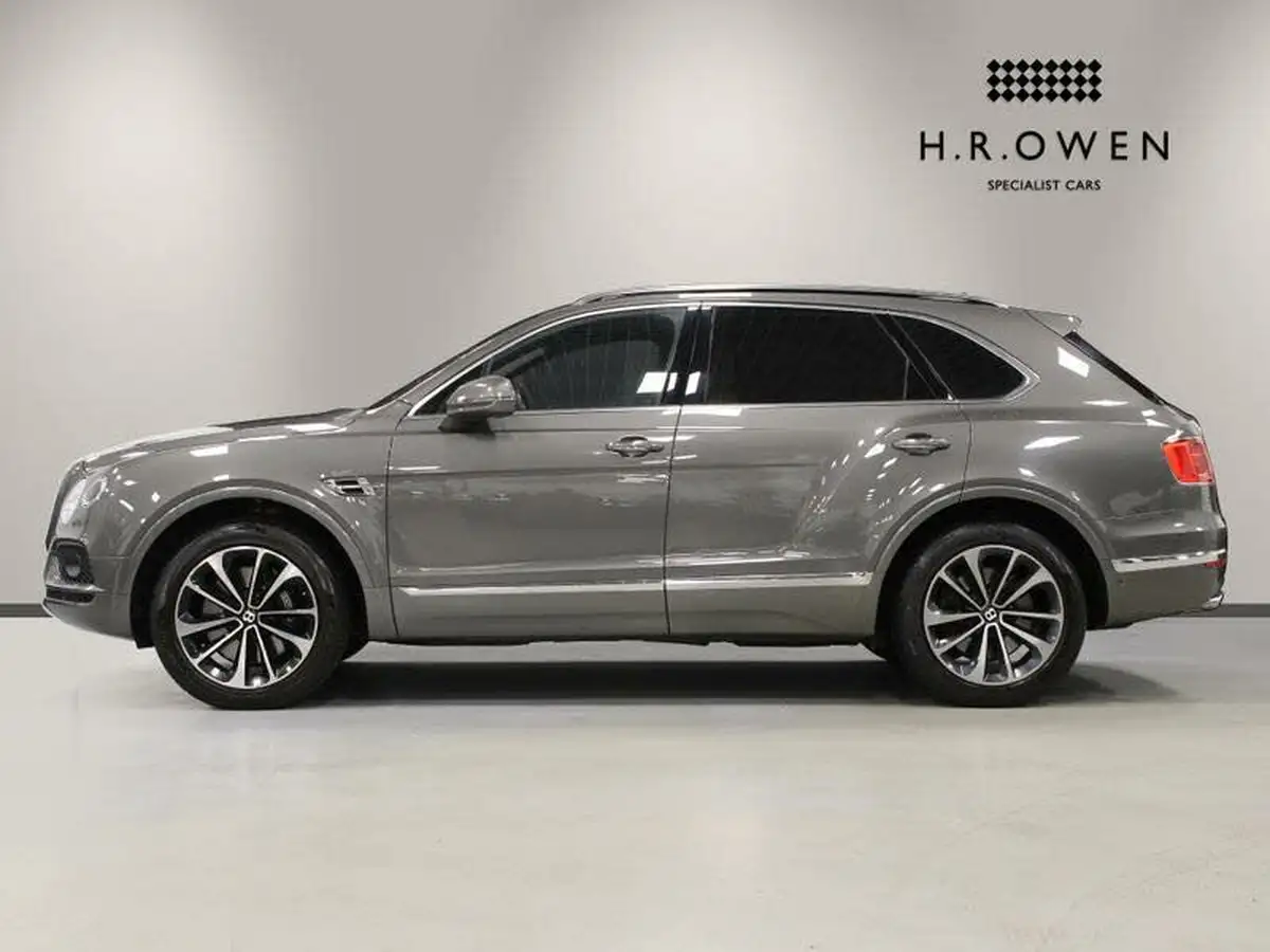 2016-bentley-bentayga-60-w12-big-4