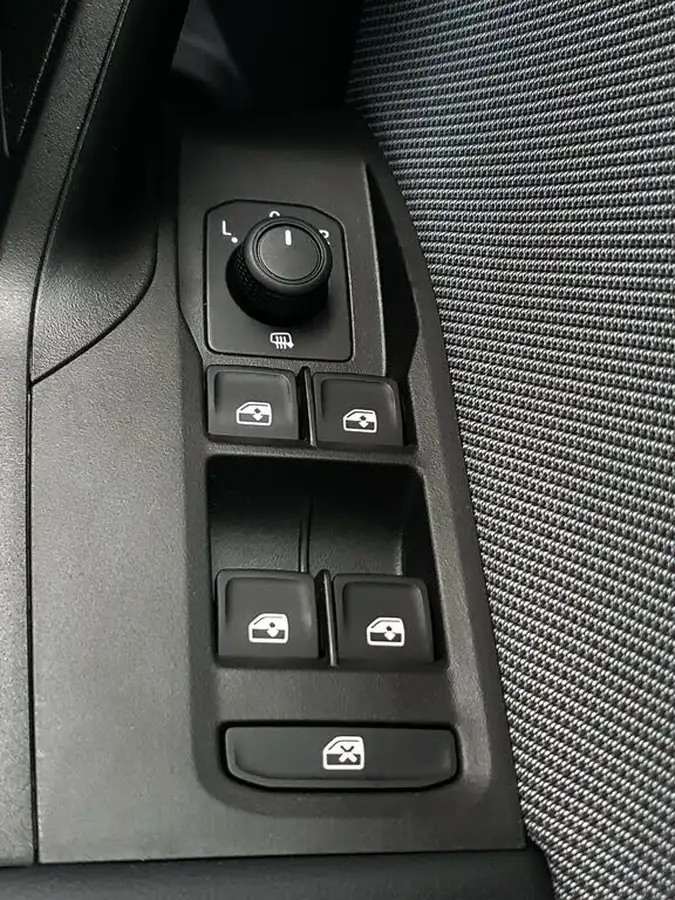 2024-seat-leon-10-etsi-evo-se-dynamic-hatchback-big-41