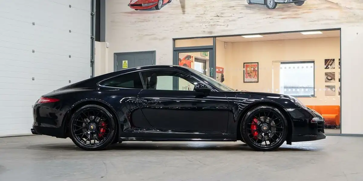 2015-porsche-911-38-carrera-gts-coupe-pdk-big-11