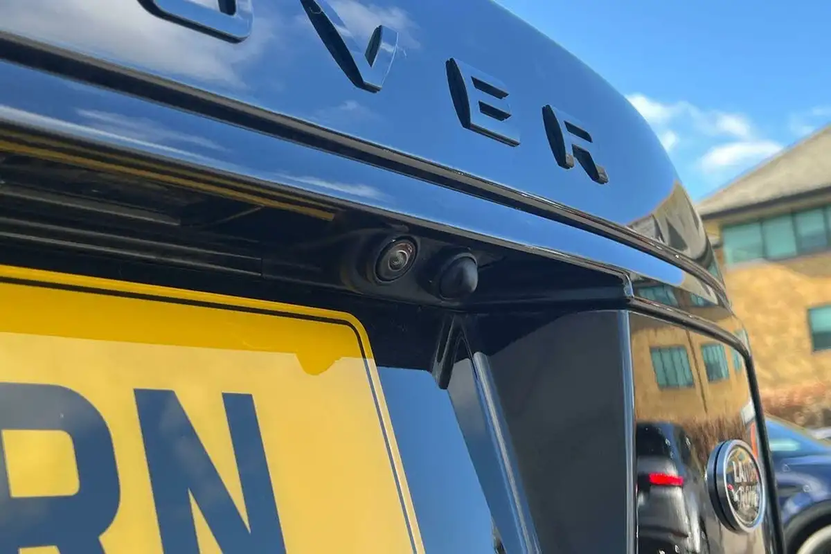 2021-land-rover-range-rover-30-d300-westminster-black-big-63