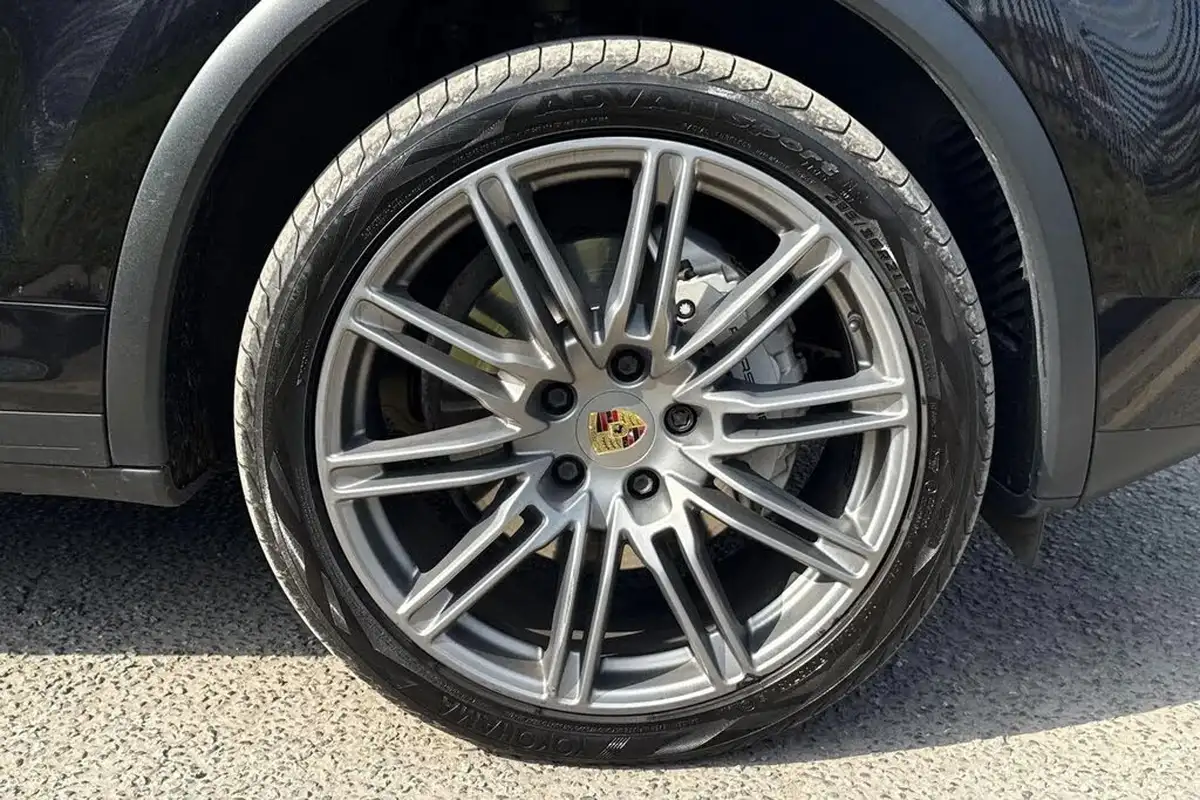 2015-porsche-cayenne-42td-s-big-20