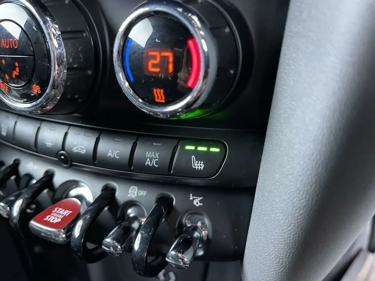 2016-mini-cooper-20-cooper-s-chili-ss-hatchback-3d-big-45