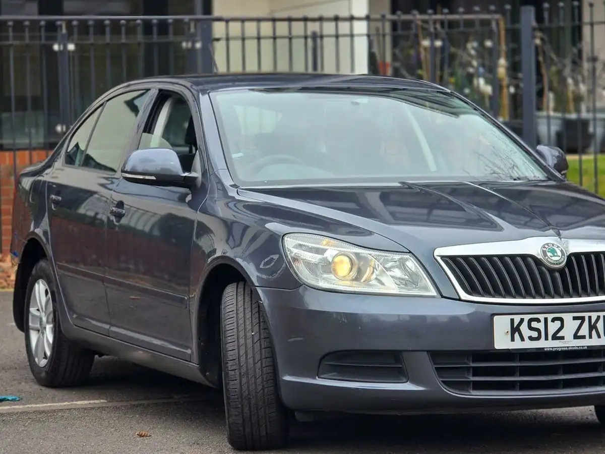 2012-skoda-octavia-14-se-plus-tsi-122bhp-plus-hatchback-big-25