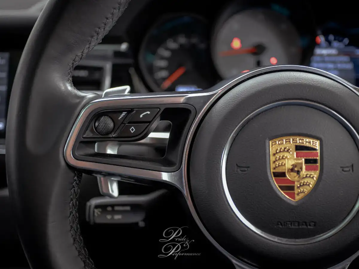 2017-porsche-macan-30td-s-ss-big-24