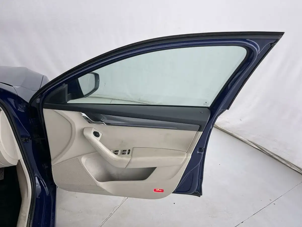 2017-skoda-octavia-14-tsi-se-l-hatchback-dsg-big-27