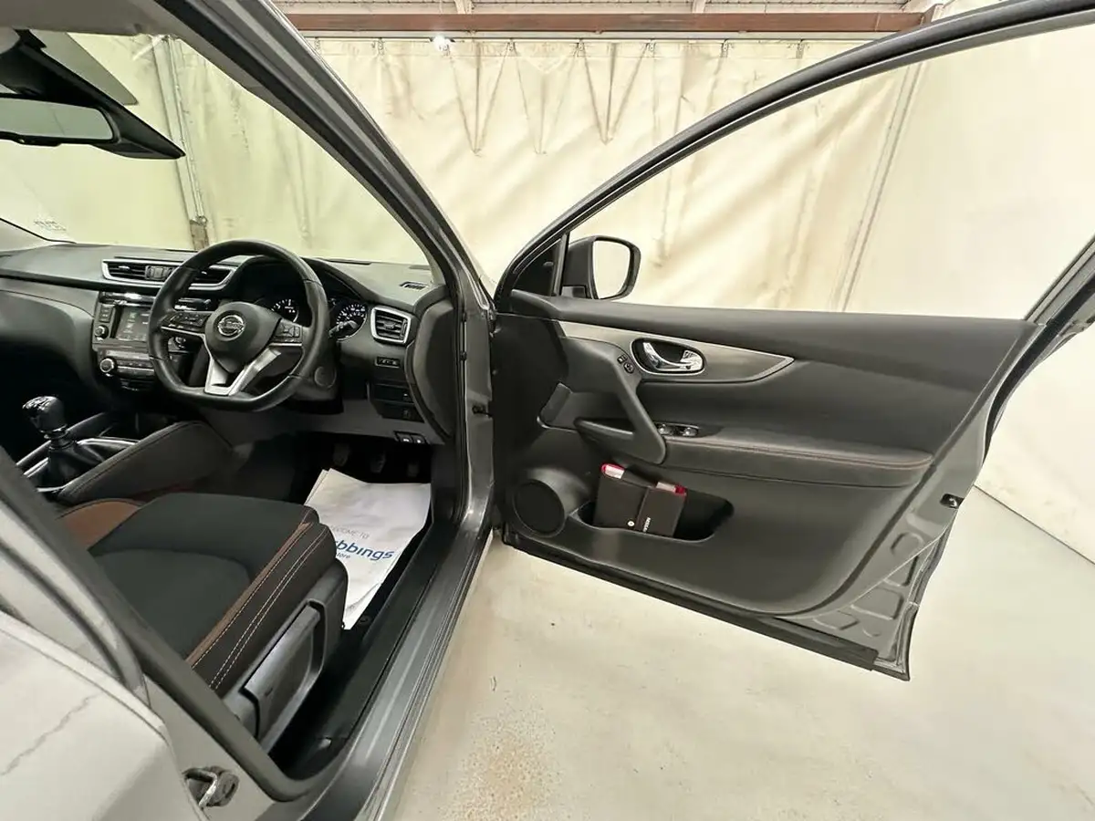 2019-nissan-qashqai-15dci-n-motion-drive-assist-pack-big-29