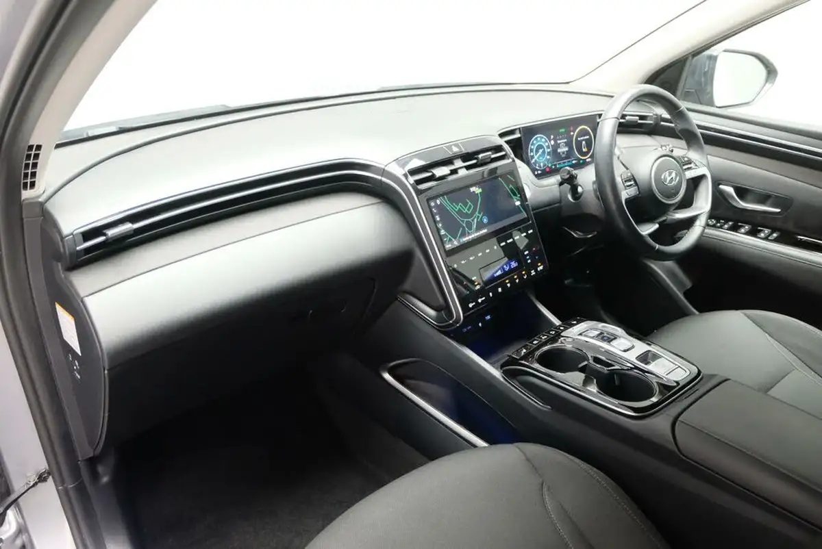 2024-hyundai-tucson-16-t-gdi-premium-230ps-hybrid-auto-big-10
