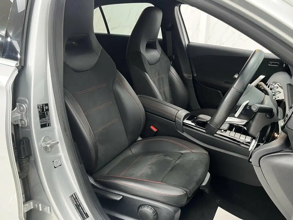 2020-mercedes-benz-a-class-13-a200-amg-line-executive-hatchback-5d-7g-dct-big-24