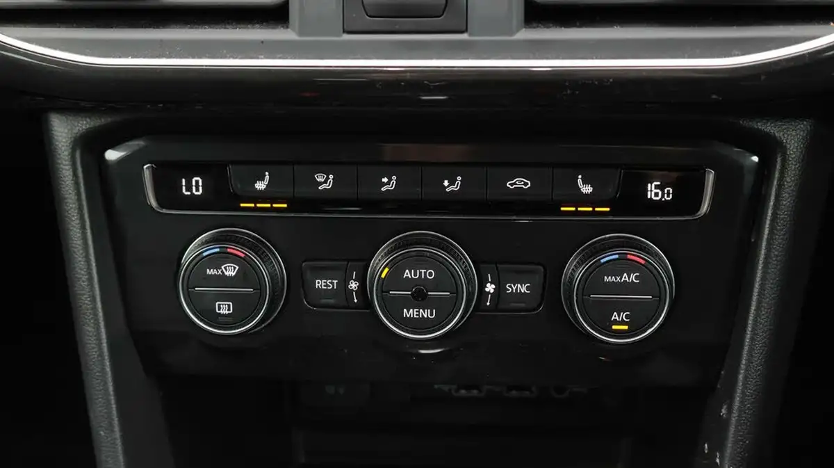 2019-seat-tarraco-20tdi-xcellence-150ps-dsg-4drive-big-12