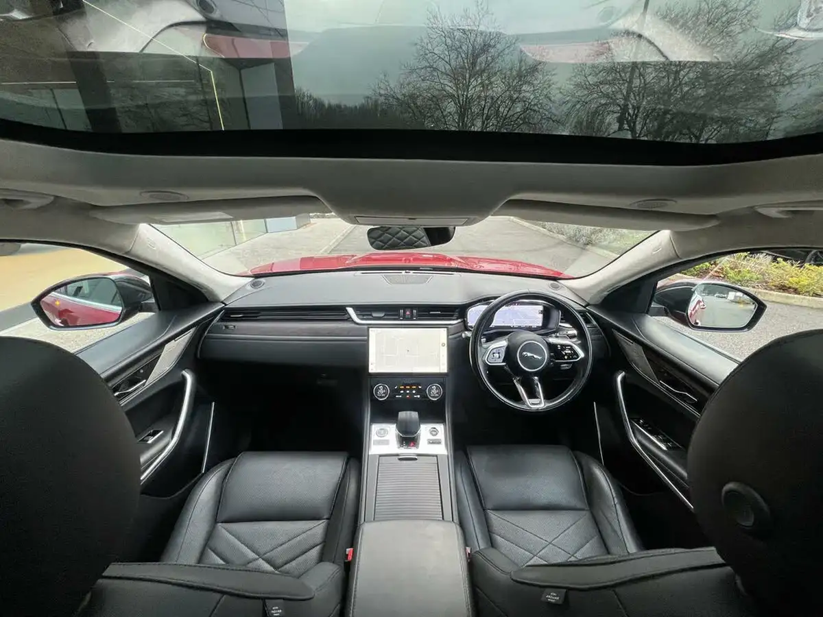2021-jaguar-f-pace-20-d200-hse-mhev-big-2