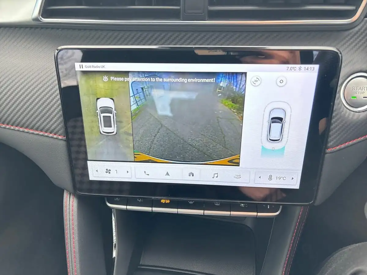 2023-mg-zs-suv-e-se-ev-156ps-long-range-big-20