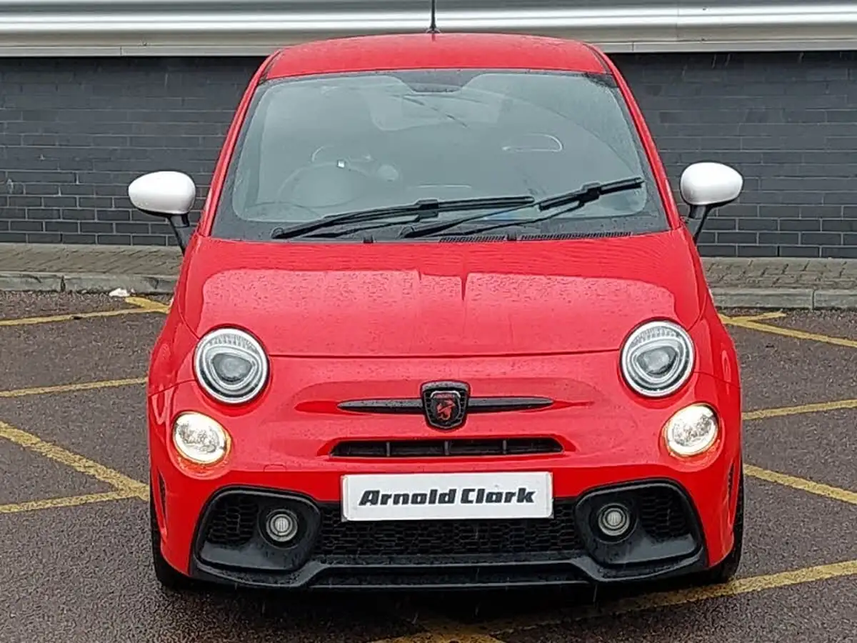 2018-abarth-595-14-tjet-big-11