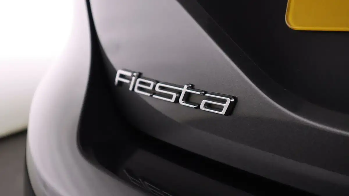 2020-ford-fiesta-big-22