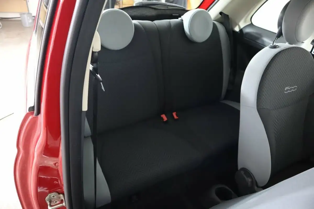 2016-fiat-500-12-pop-star-big-29