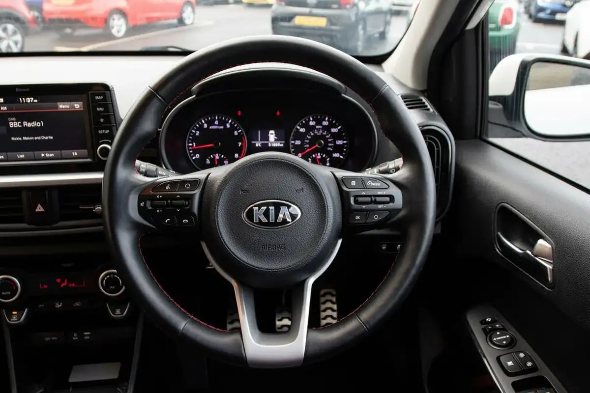 2017-kia-picanto-125-gt-line-s-big-22