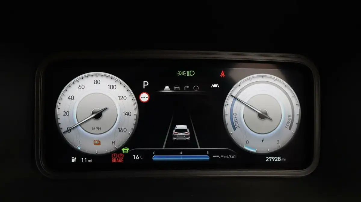 2022-hyundai-kona-e-premium-136ps-39kwh-big-10