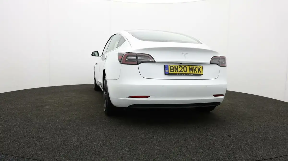 2020-tesla-model-3-e-standard-plus-big-31