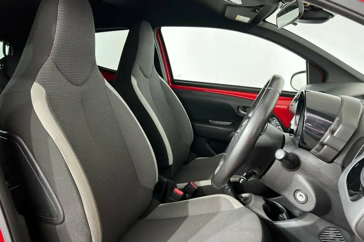 2022-toyota-aygo-10-vvt-i-x-trend-tss-big-21