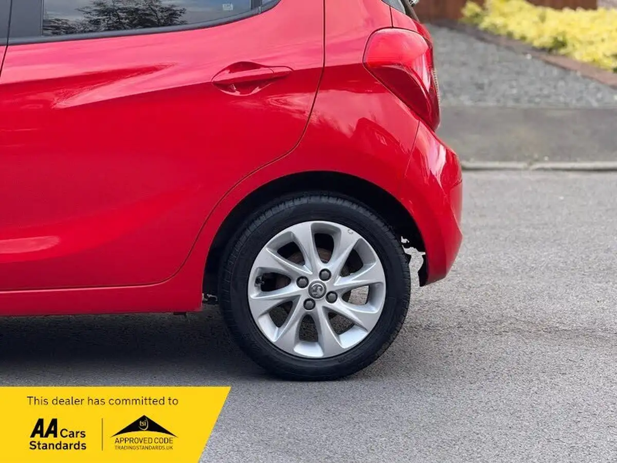 2015-vauxhall-viva-10i-sl-big-3