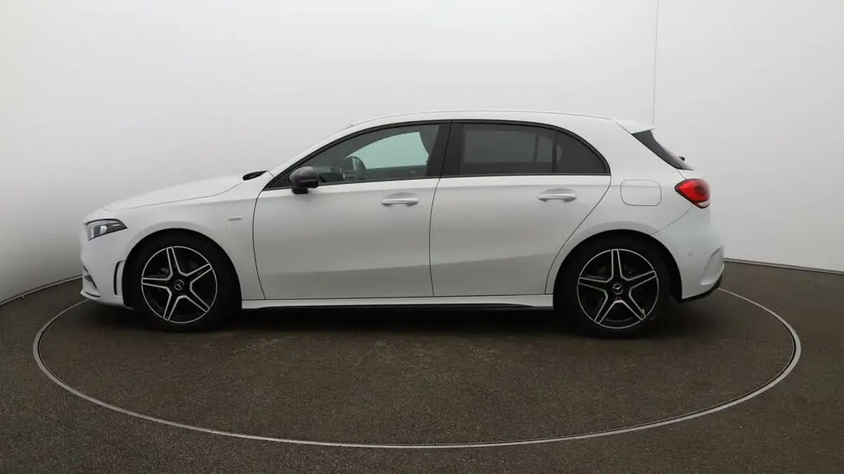 2022-mercedes-benz-a-class-13-a200-amg-line-executive-edition-hatchback-5d-7g-dct-big-56