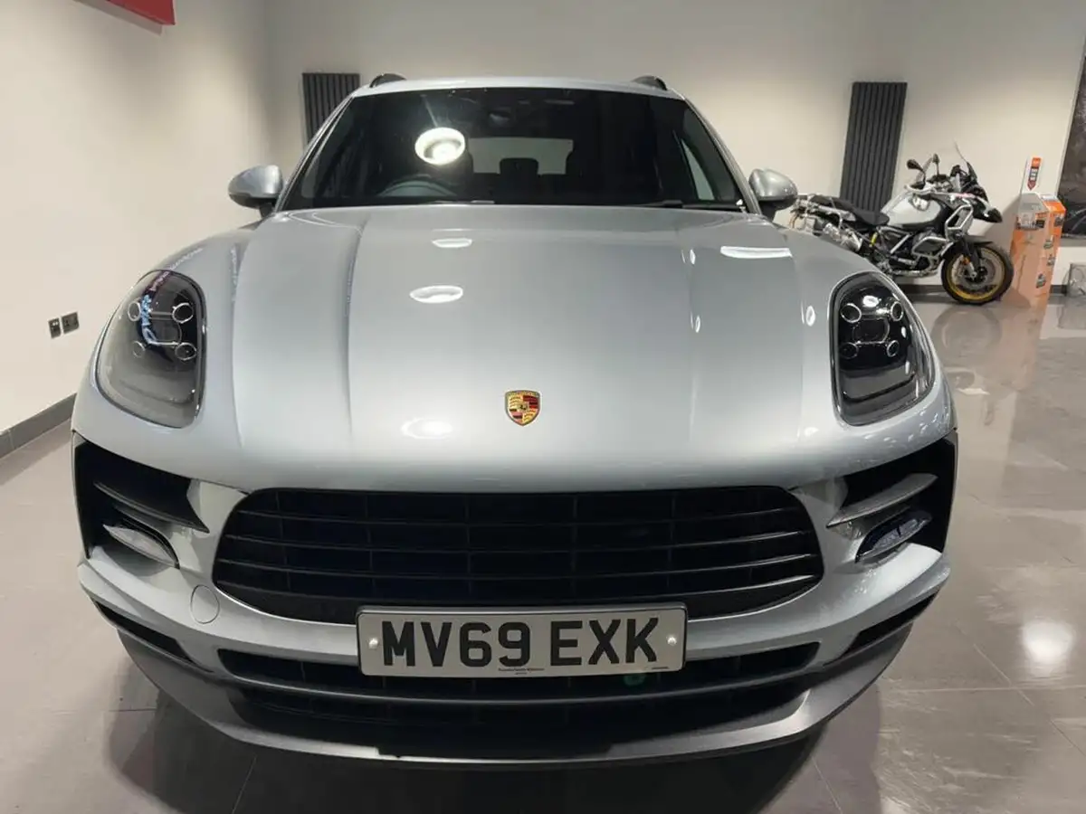 2019-porsche-macan-30-v6-s-big-18