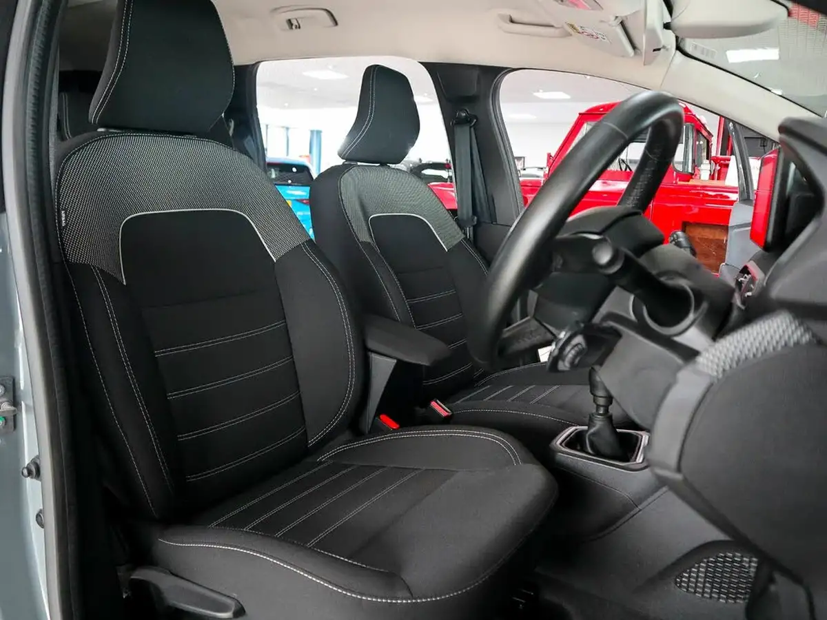 2023-dacia-jogger-10-tce-expression-big-15