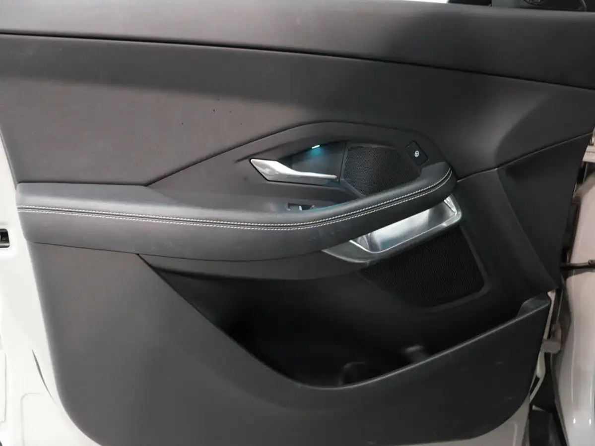 2019-jaguar-e-pace-20-i4-r-dynamic-s-200ps-big-39