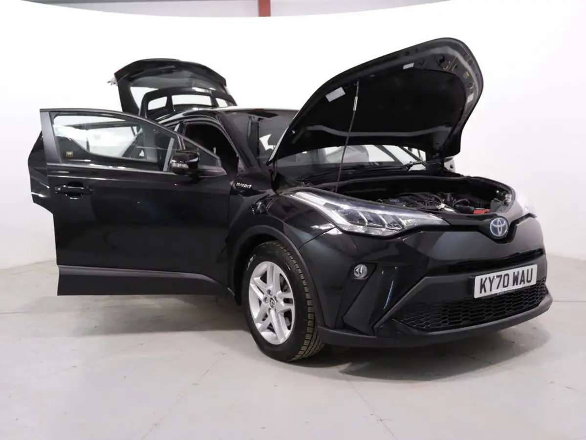 2020-toyota-c-hr-18-vvt-i-icon-parking-pack-big-37