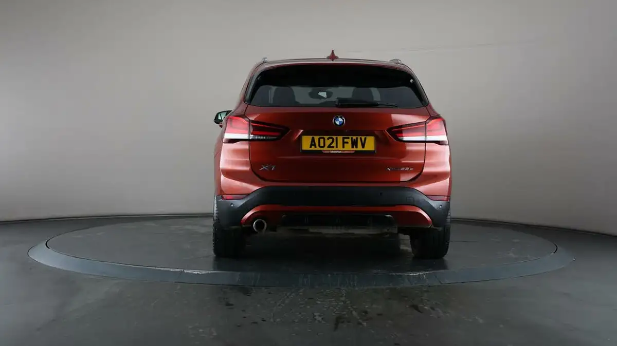 2021-bmw-x1-15-xdrive-25e-phev-sport-big-34