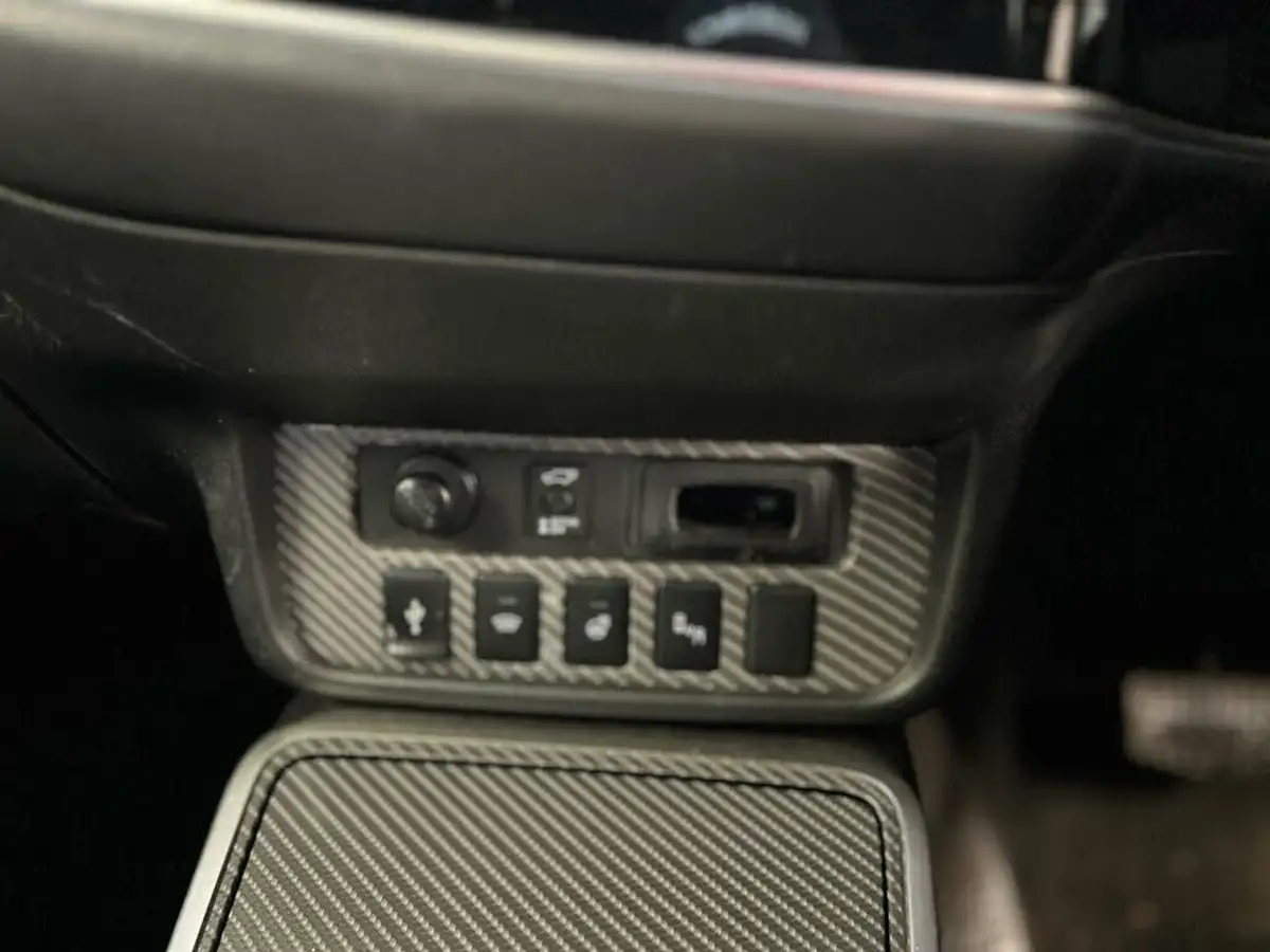 2019-mitsubishi-outlander-24-4h-phev-big-34
