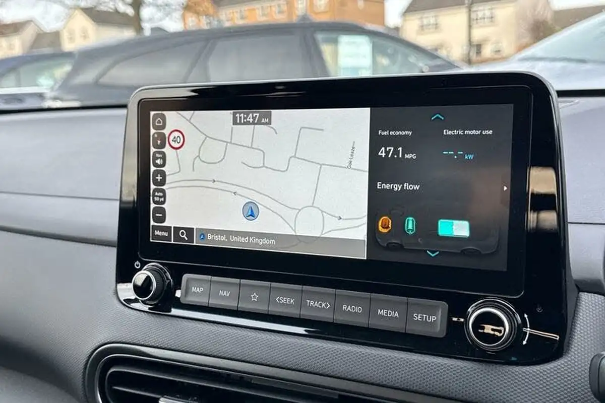 2022-hyundai-kona-16-gdi-premium-big-22