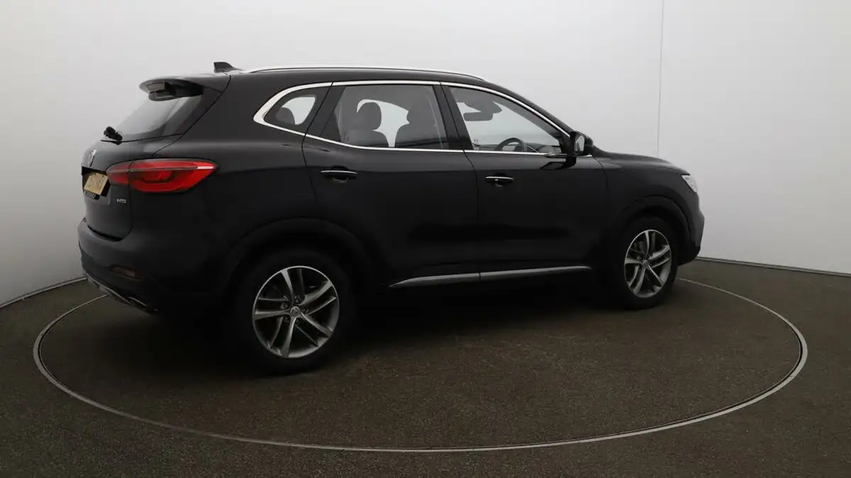 2022-mg-hs-15t-gdi-excite-162ps-dct-big-42