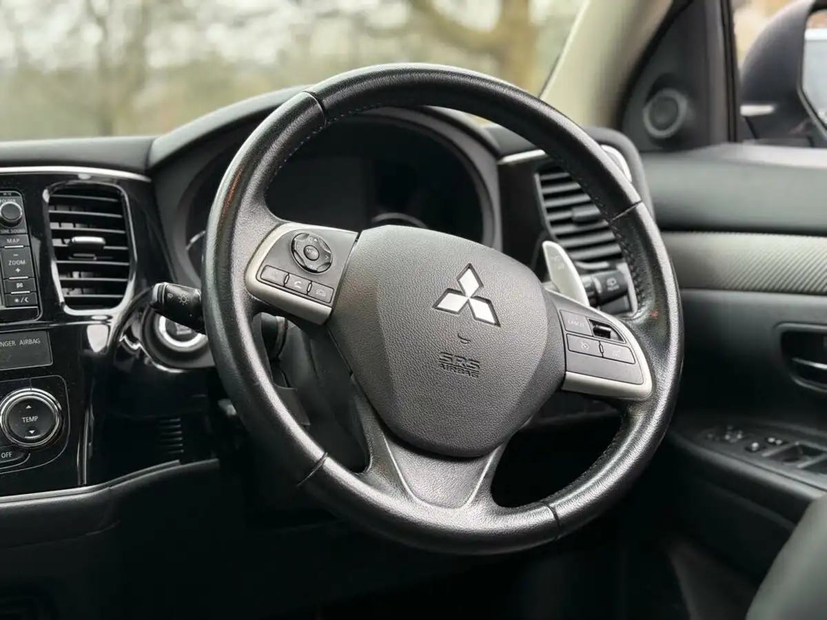 2013-mitsubishi-outlander-22di-d-gx4-auto-big-16
