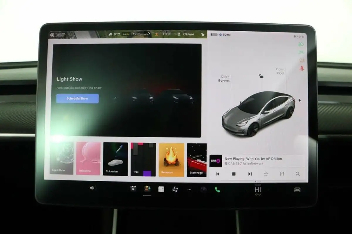 2020-tesla-model-3-e-long-range-big-37
