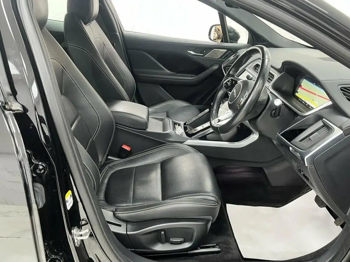 2019-jaguar-i-pace-ev400-se-big-31