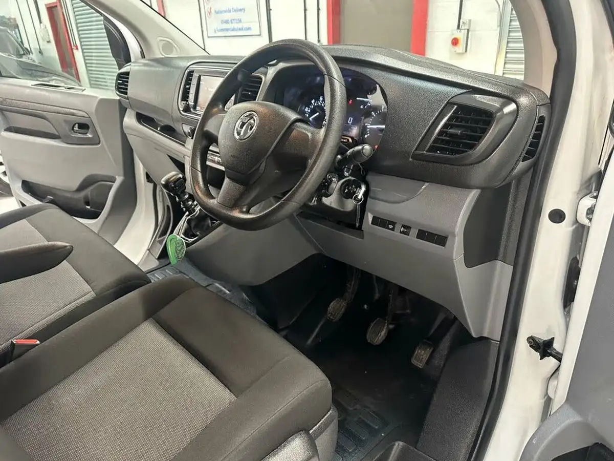 2022-vauxhall-vivaro-15td-2700-l1h1-dynamic-100pseu6d-big-17