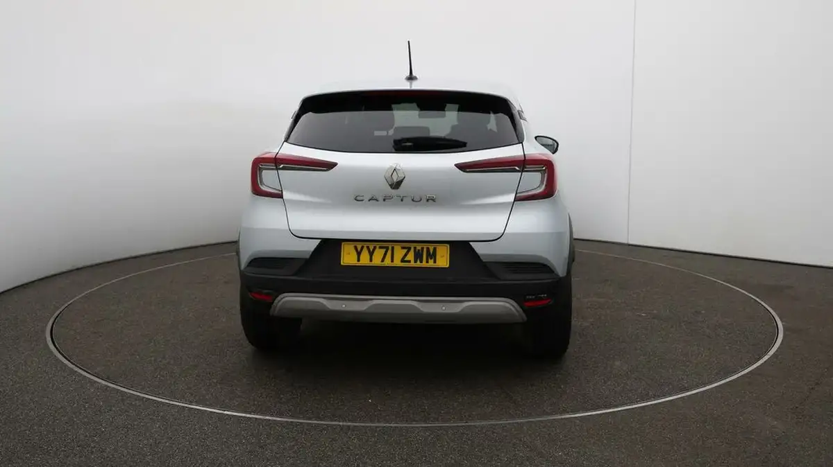 2022-renault-captur-10-tce-iconic-edition-big-6